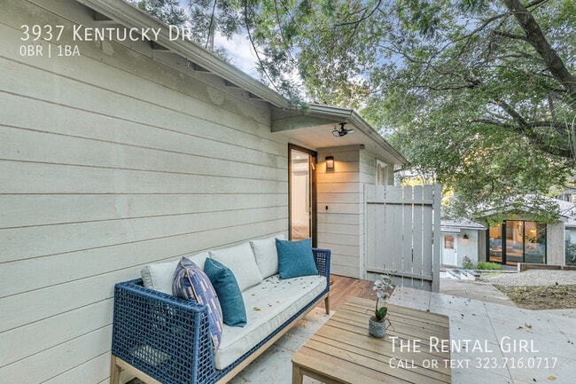 Photo - 3937 Kentucky Dr