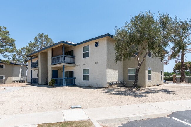 Building Alternate - Cedar Ridge Apartments