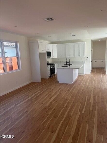 Photo - 1150 W 1st St
