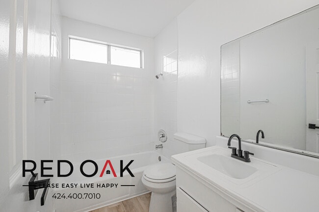 Photo - 230 N Grand Ave Unit 2