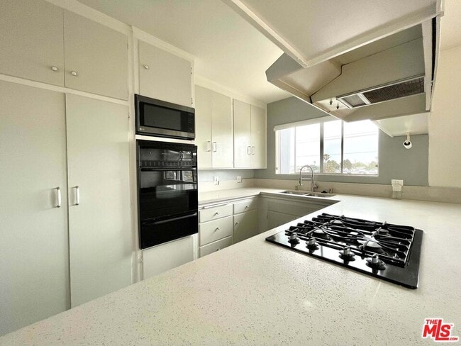 Photo - 127 Loma Vista St Unit 6