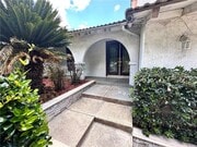 Photo - 2415 Mercedes Ave