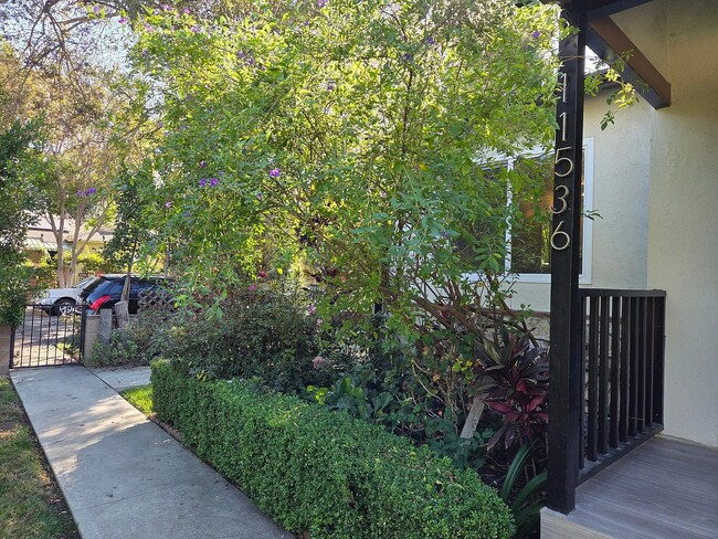 Photo - 11536 Cumpston St