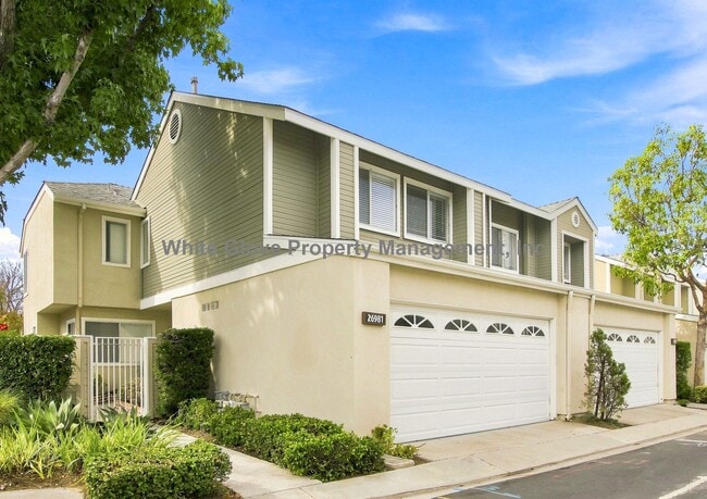 Building Photo - 26981 Stonehaven