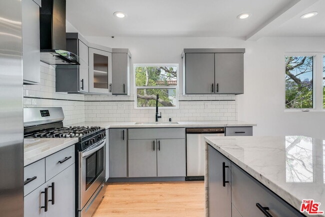 Photo - 1433 S Crescent Heights Blvd