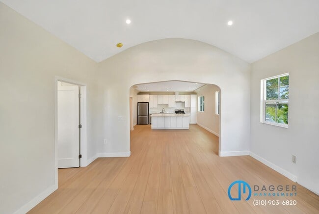 Photo - 2800 Winter St Unit 3