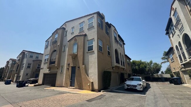 Photo - 1029 Chandler Dr House