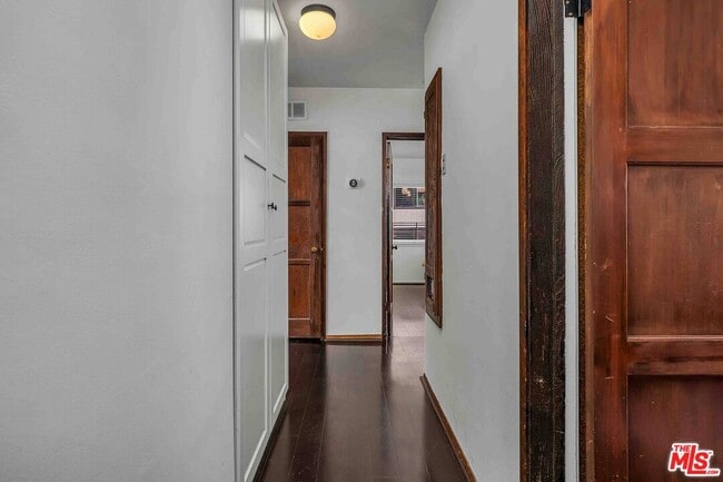 Photo - 9859 Easton Dr