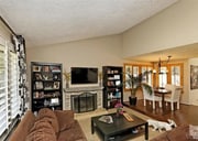 Photo - 843 Holbrook Ave