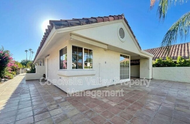 Photo - 43851 Vía Granada