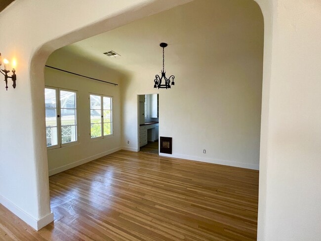 Photo - One of a kind castle on the hill Unit 1362 Lucile Ave 2 ACTIVE