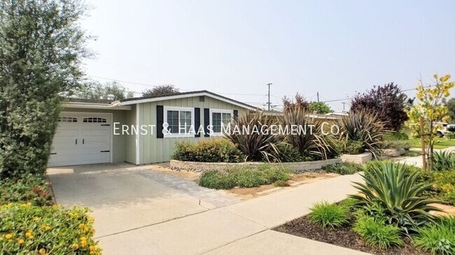 Building Photo - 6926 E Rendina St Rental