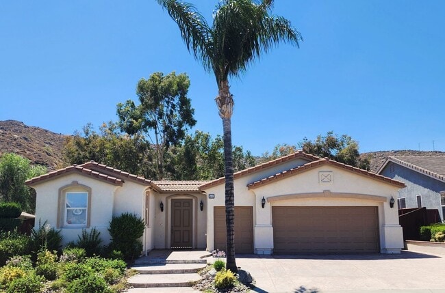 Beautiful 4BD, 2.5BA, Four Seasons at Heme... - Beautiful 4BD, 2.5BA, Four Seasons at Heme... House