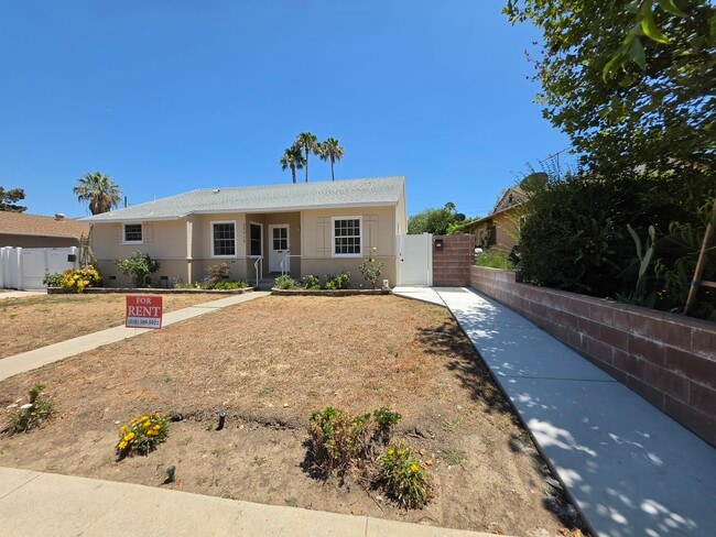 Building Photo - 20758 Stephanie Dr