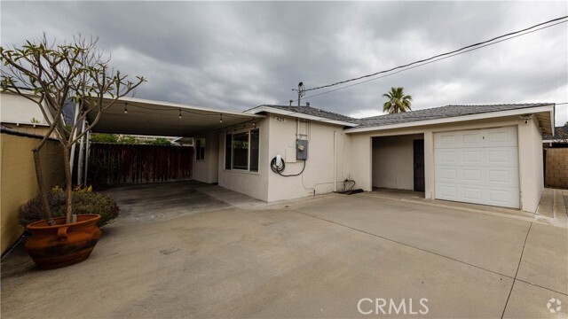 Building Photo - 429 E Maple Ave Rental