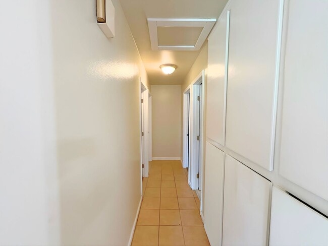 Photo - 8186-8188 Zinnia Place Unit 8186