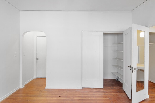 Photo - 279 N Euclid Ave