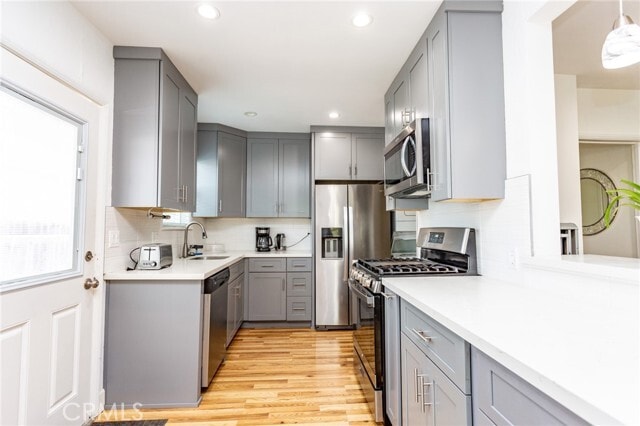 Photo - 4868 W 133rd St