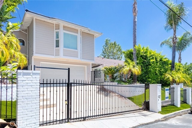 Photo - 16973 Strawberry Dr