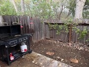 Photo - 345 Kellogg Way