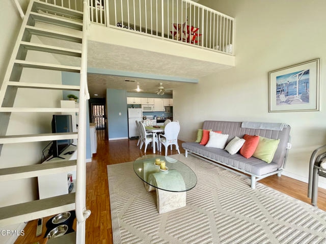 Photo - 623 Sunfish Way