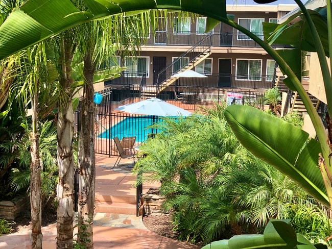 Photo - 4735 W Broadway Unit 1B