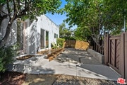 Photo - 1001 N Rampart Blvd