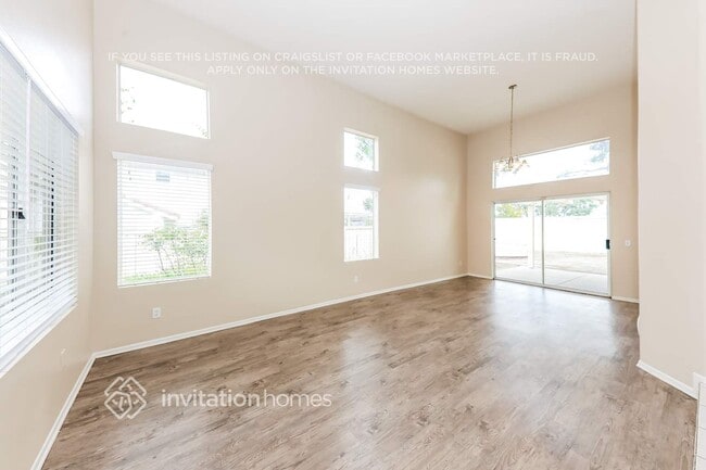 Photo - 29112 Wayfarer Ln