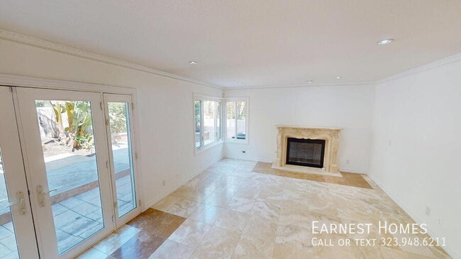 Photo - 19219 Dunure Pl