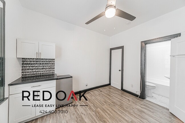 Photo - 5849 Sunset Blvd Unit 101