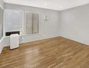 Photo - 557 N Rosemary Ln