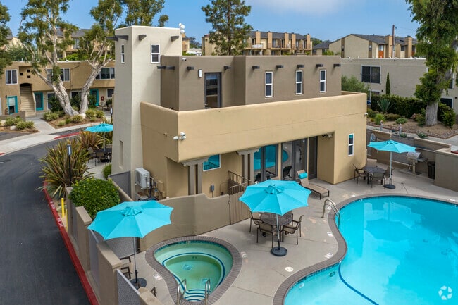 Leasing Office - Villas at Carlsbad