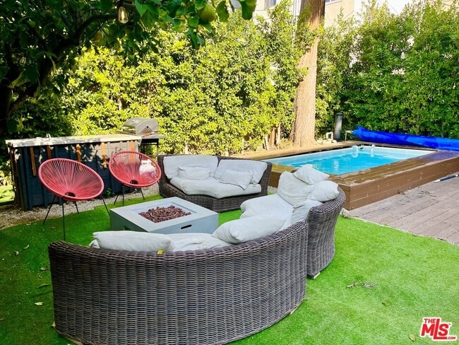 Photo - 1006 N Crescent Heights Blvd