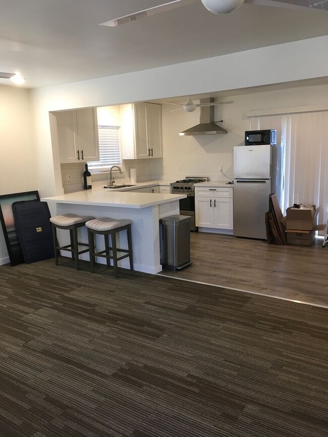 M36180E - M36180E Apartment Unit 4