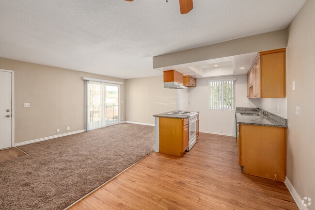 1BR, 1BA - 680SF - Dining Room/Kitchen - El Dorado Apartments