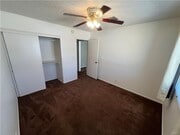 Photo - 150 E Lakeshore Dr