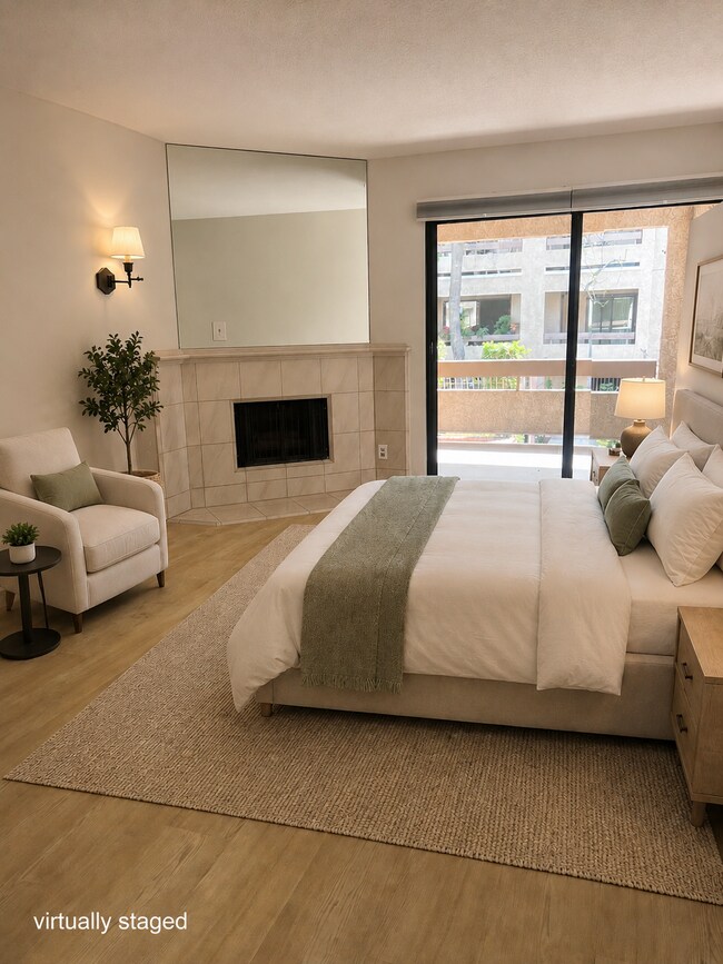 Photo - 15231 Magnolia Blvd Unit 112