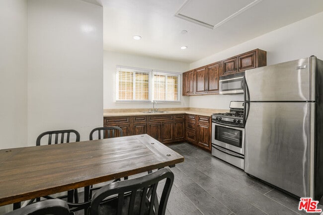 Photo - 11680 Hatteras St