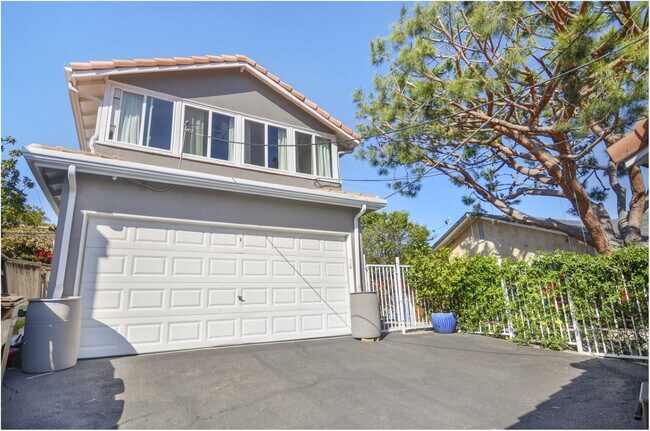 Photo - SPECTACULAR PEAK OCEAN VIEW STUDIO!