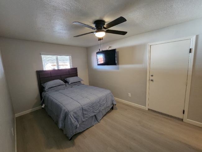 Photo - 1924 Hardt St