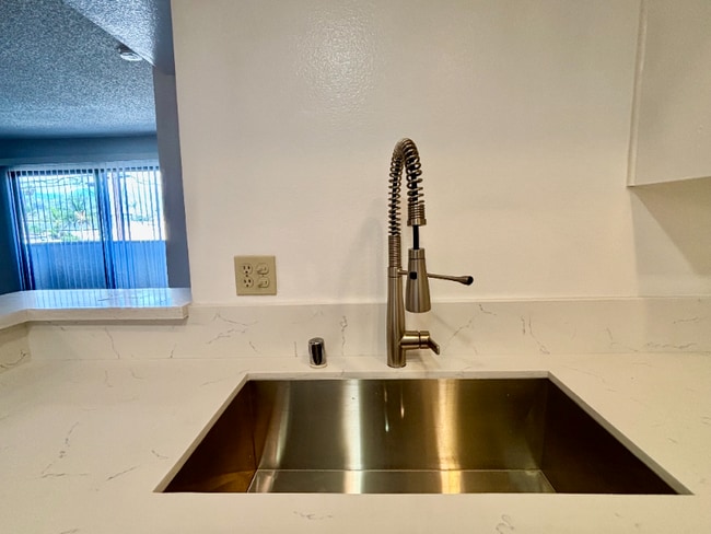 Photo - 6400 Kraft Ave Unit 7