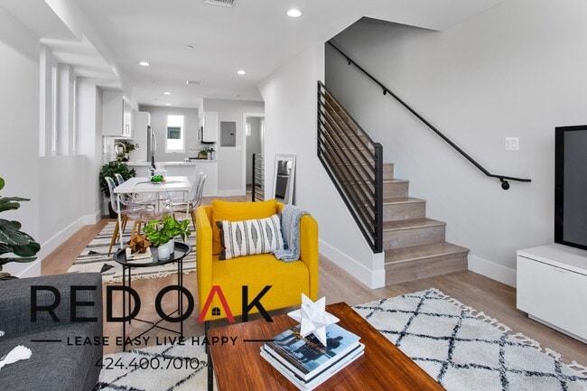 Building Photo - 4444 S Slauson Ave