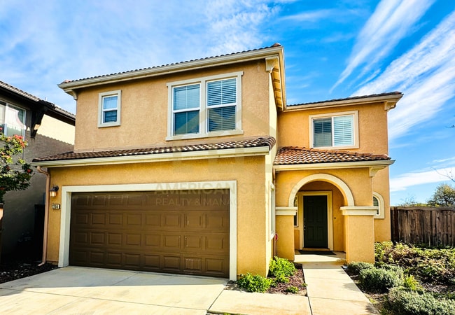 Building Photo - 2204 Meridian Way