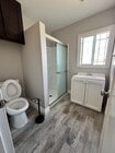 Bathroom - 652 W 97th St Unit 9700 Hoover St