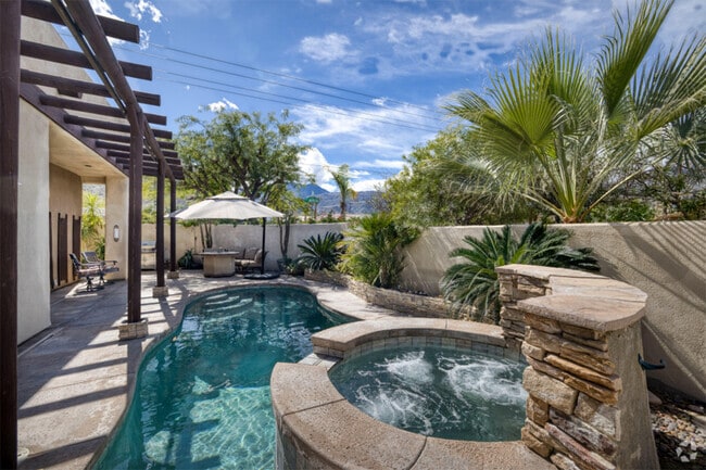 Building Photo - 53740 Avenida Navarro Rental