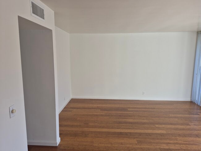 Photo - 848 San Pascual Ave Unit 2