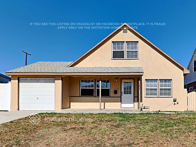 Photo - 12807 Woodridge Ave House