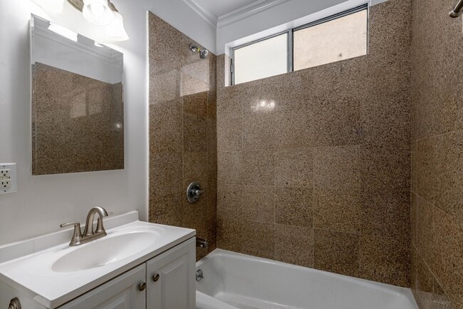 Photo - 4000 Sequoia St Unit 6