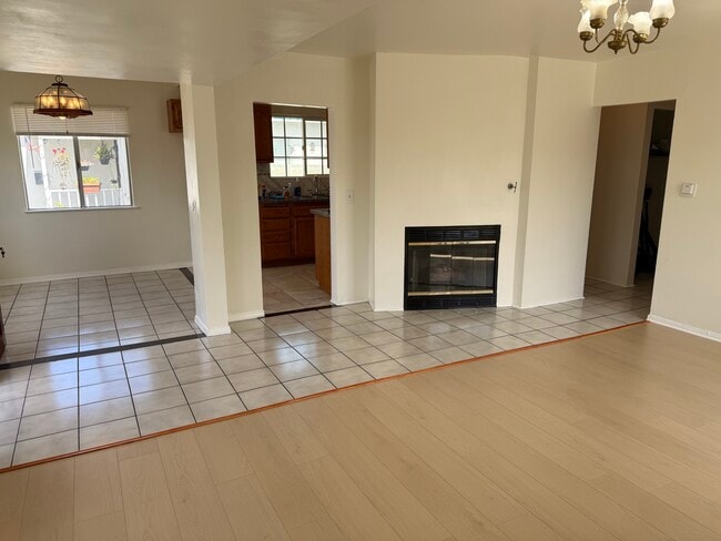 Photo - 4040 W 164th St