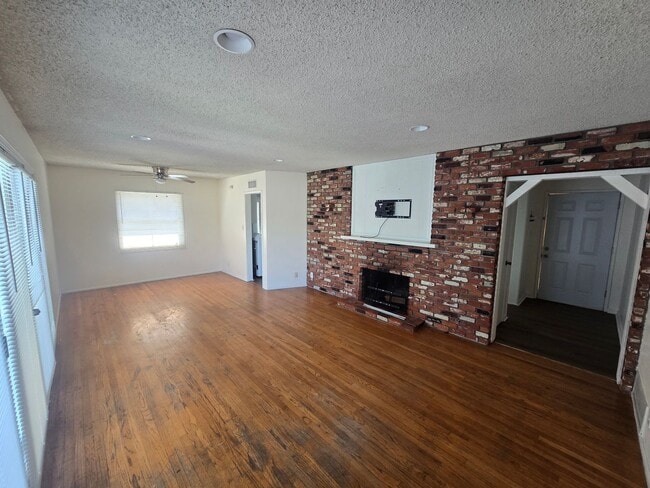 Photo - 778 S Albertson Ave